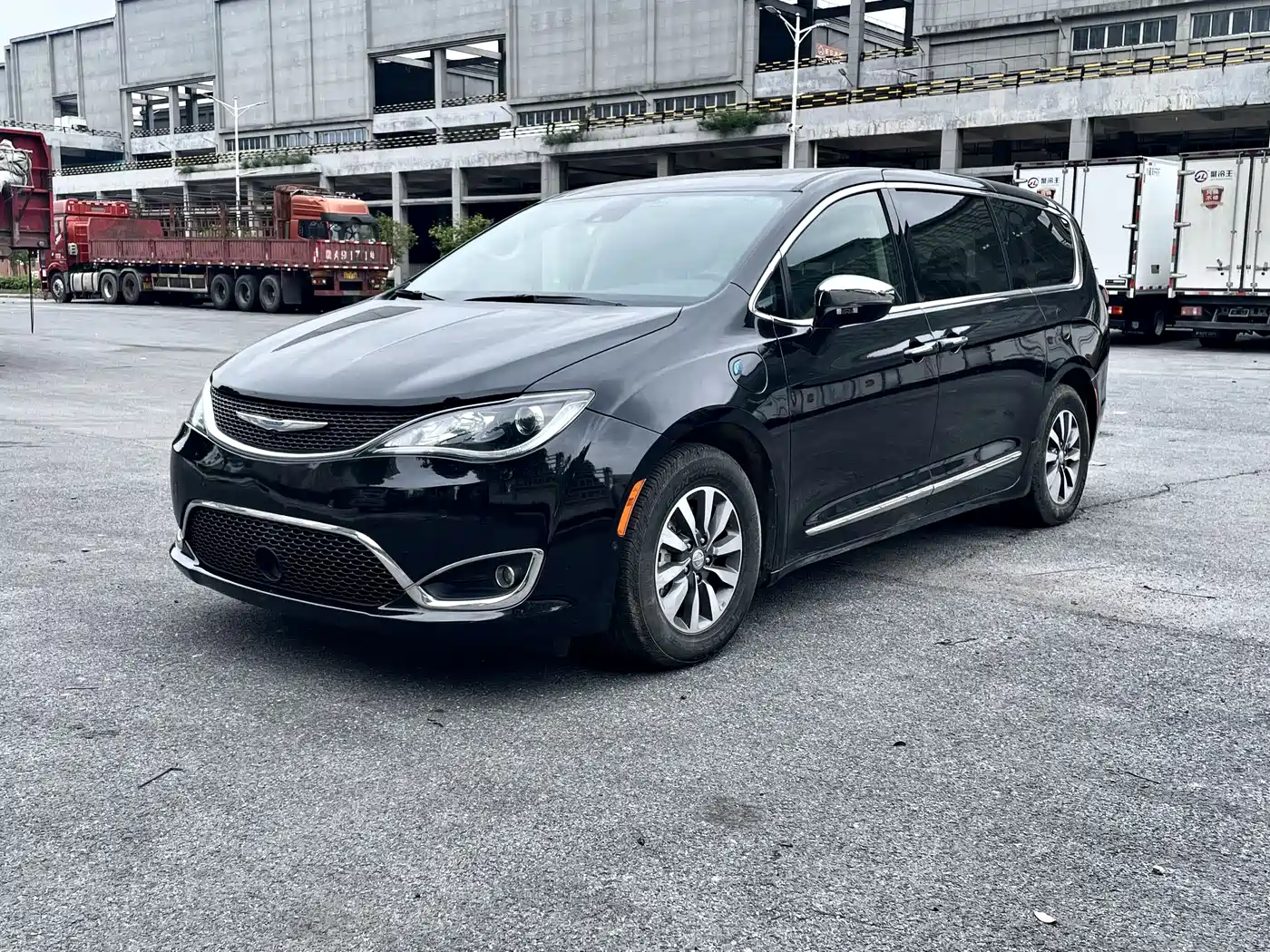Chrysler Grand Caravan PHEV (Import) 2025 2019 3.6L Plug-in Hybrid