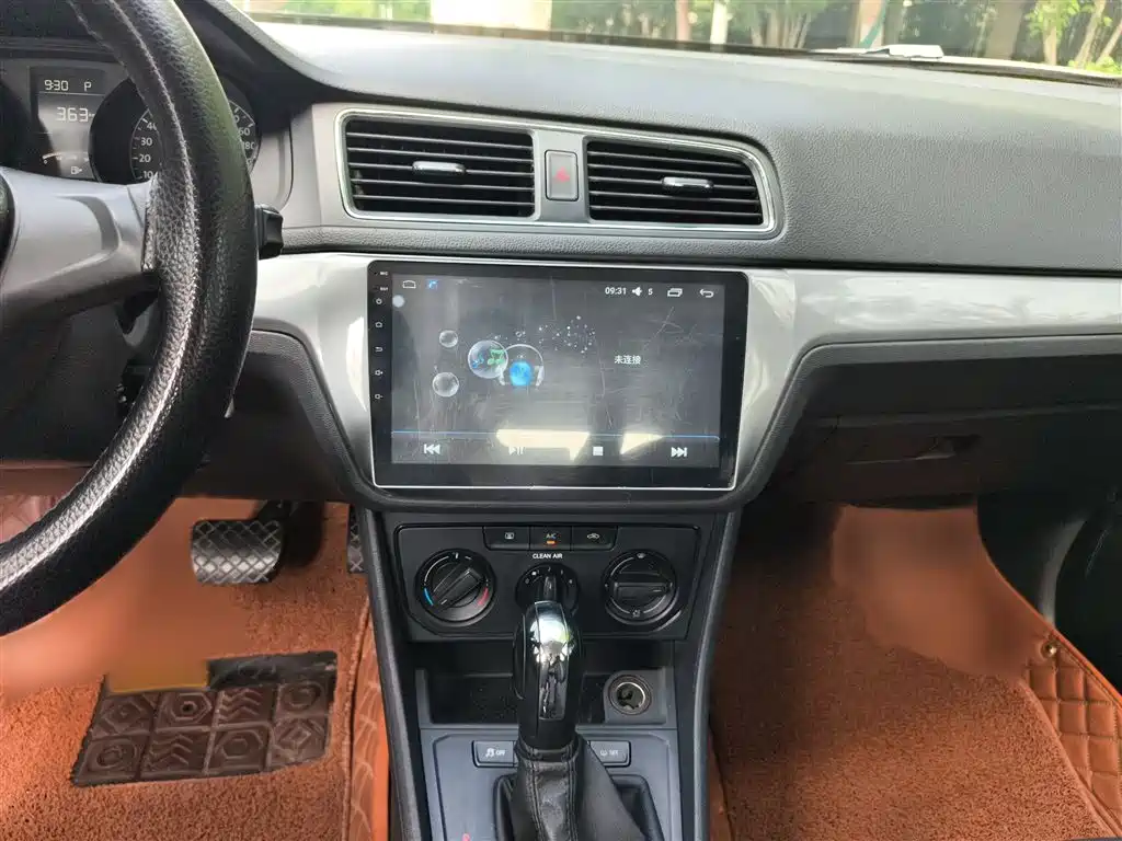 Volkswagen Lavida Tour 2017 1.6L Automatic Trend Edition фото 13