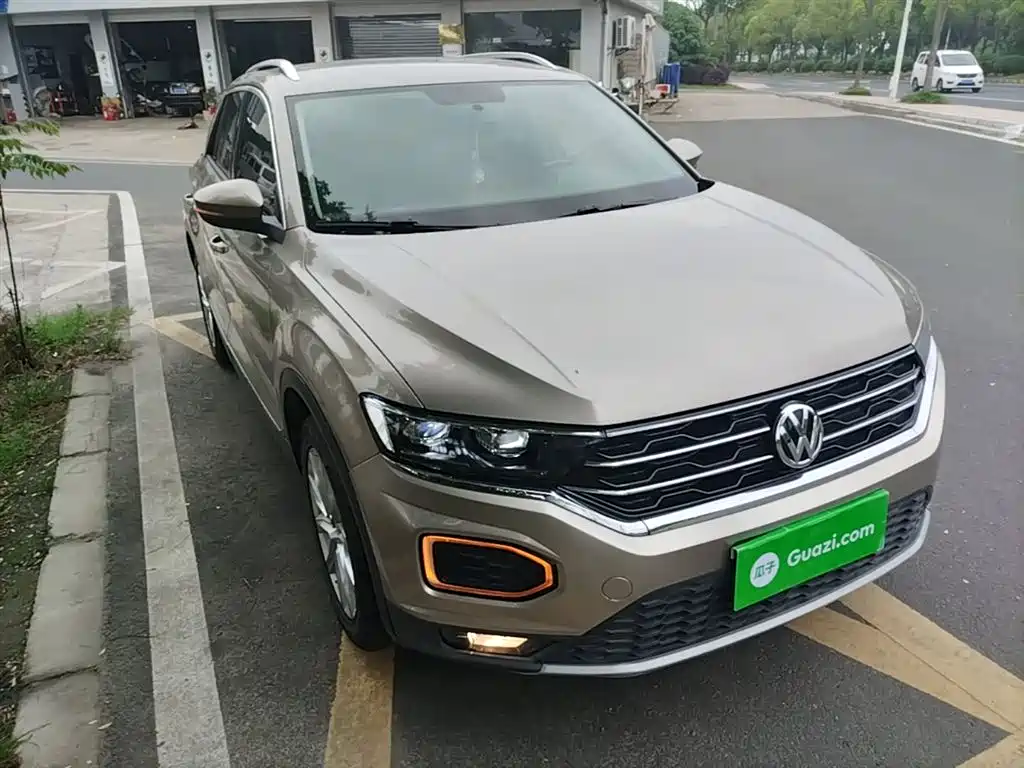 Volkswagen T-ROC 2018 230TSI DSG 2WD Progressive China V фото 4