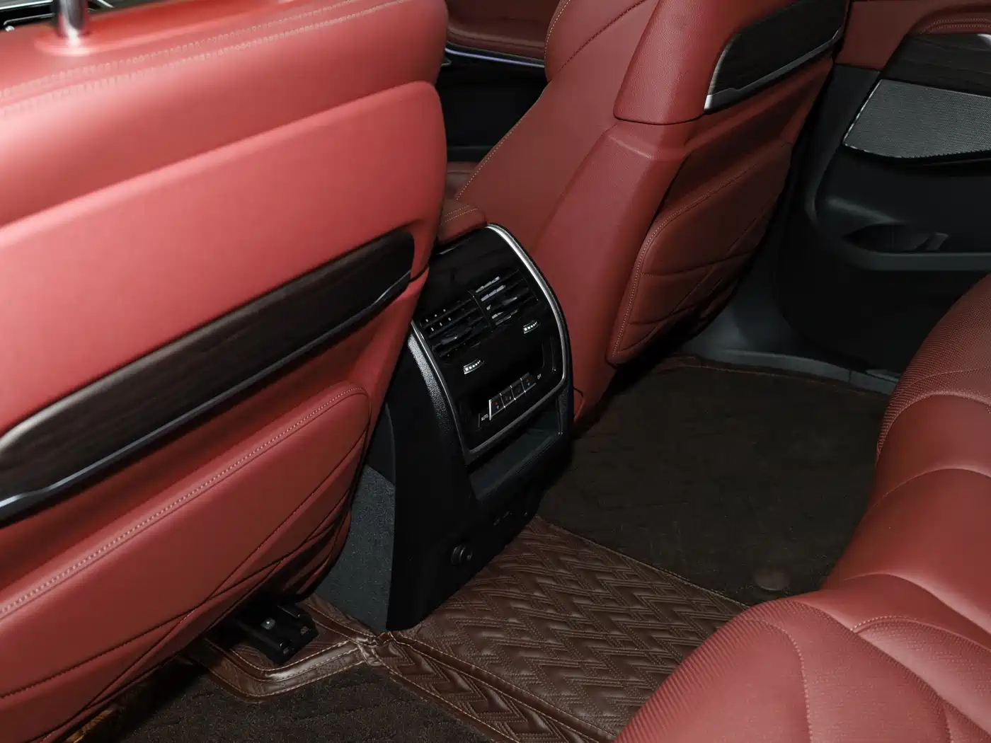 BMW X5 2022 Facelift xDrive 40Li M Sport Package фото 28
