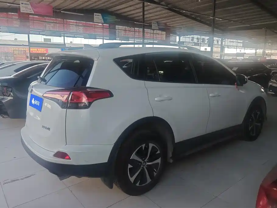Toyota RAV4 Rongfang 2019 2.0L CVT 2WD Pioneer Version China V фото 3