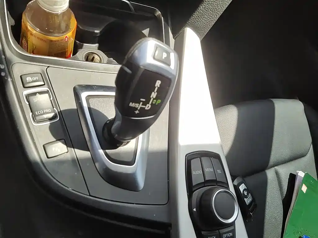 BMW 3 Series GT 2016 320i Fashion Style фото 10