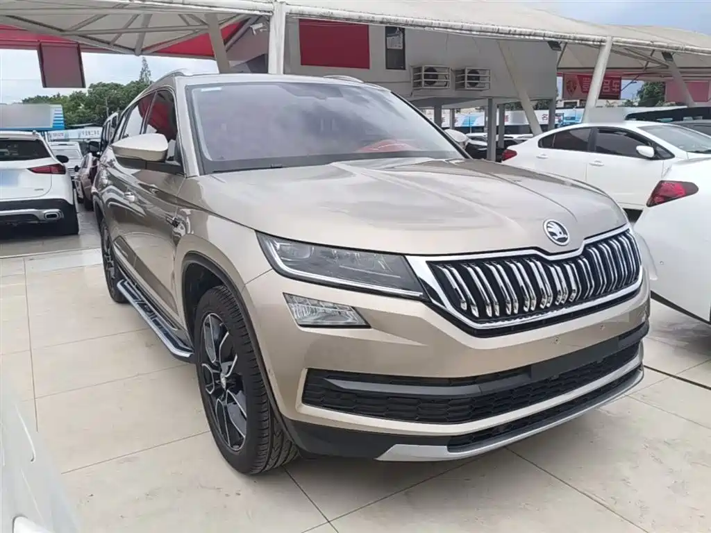 Škoda Kodiaq 2019 Facelift TSI330 7-Seater 2WD Luxury Premium Edition China VI фото 4