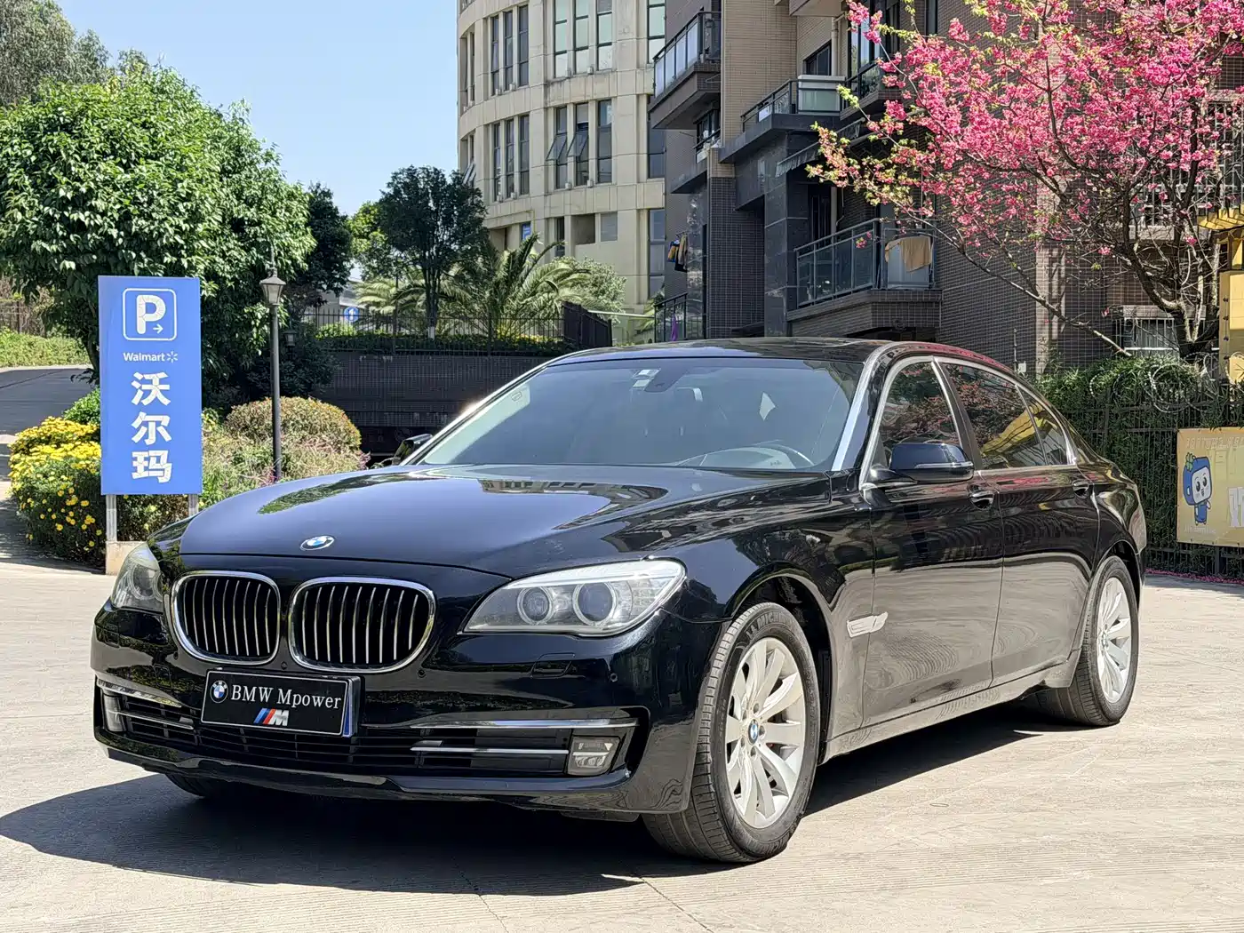 BMW 7 Series 2013 Model 740Li Leading фото 2