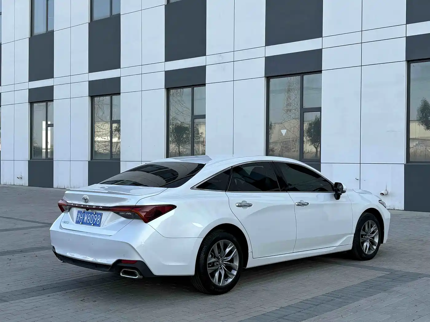 Toyota Avalon 2021 2.5L Luxury Edition фото 8