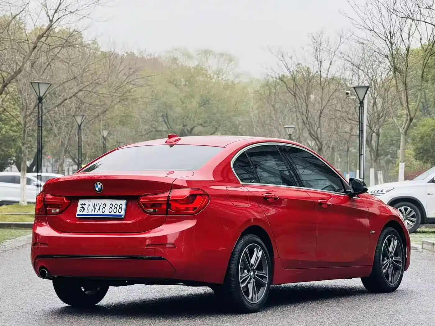 BMW 1 Series 2017 118i Sport фото 5