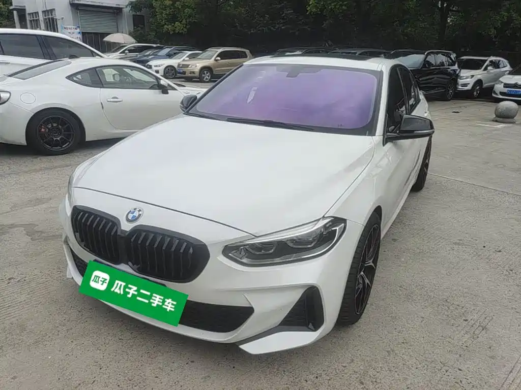 BMW 1 Series 2022 125i M Sport Shadow Edition