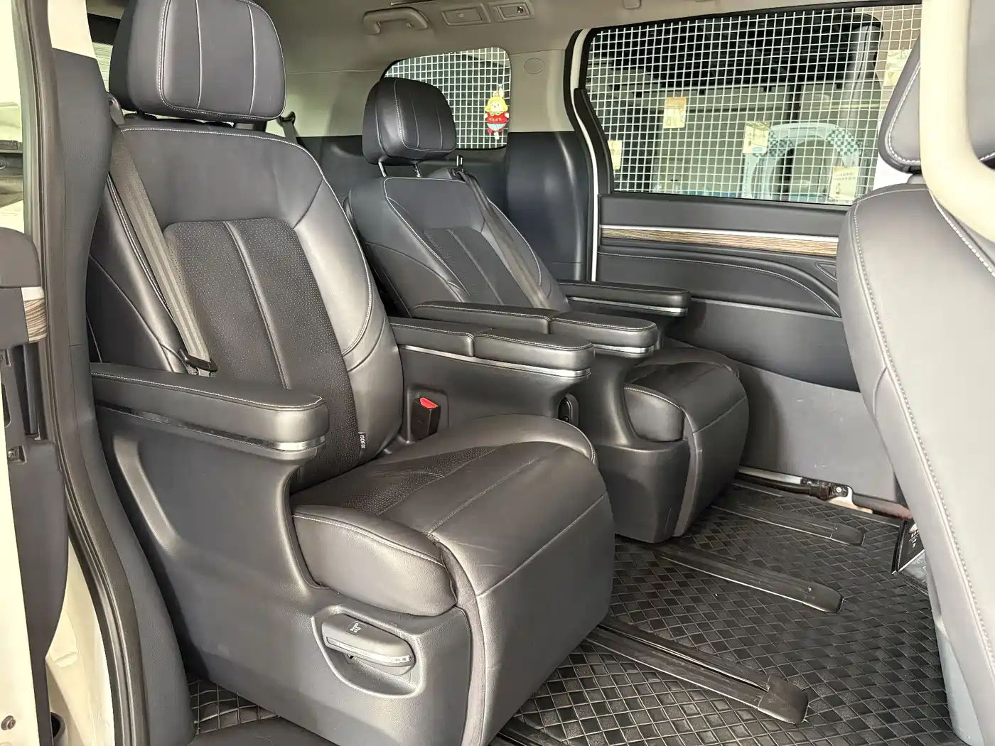 GAC Trumpchi Trumpchi M8 2021 Master Series 390T Prestige Edition фото 10