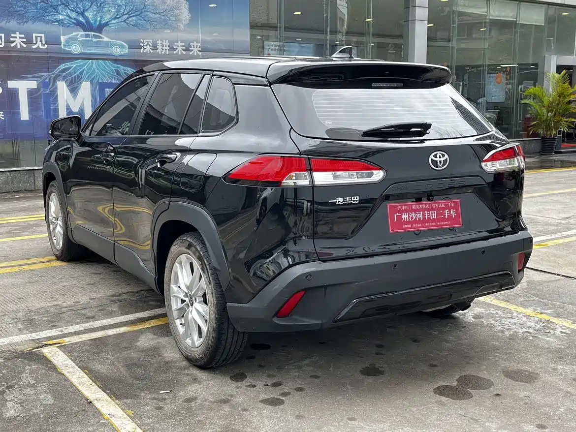 Toyota Corolla Cross 2023 2.0L Pioneer Edition фото 8