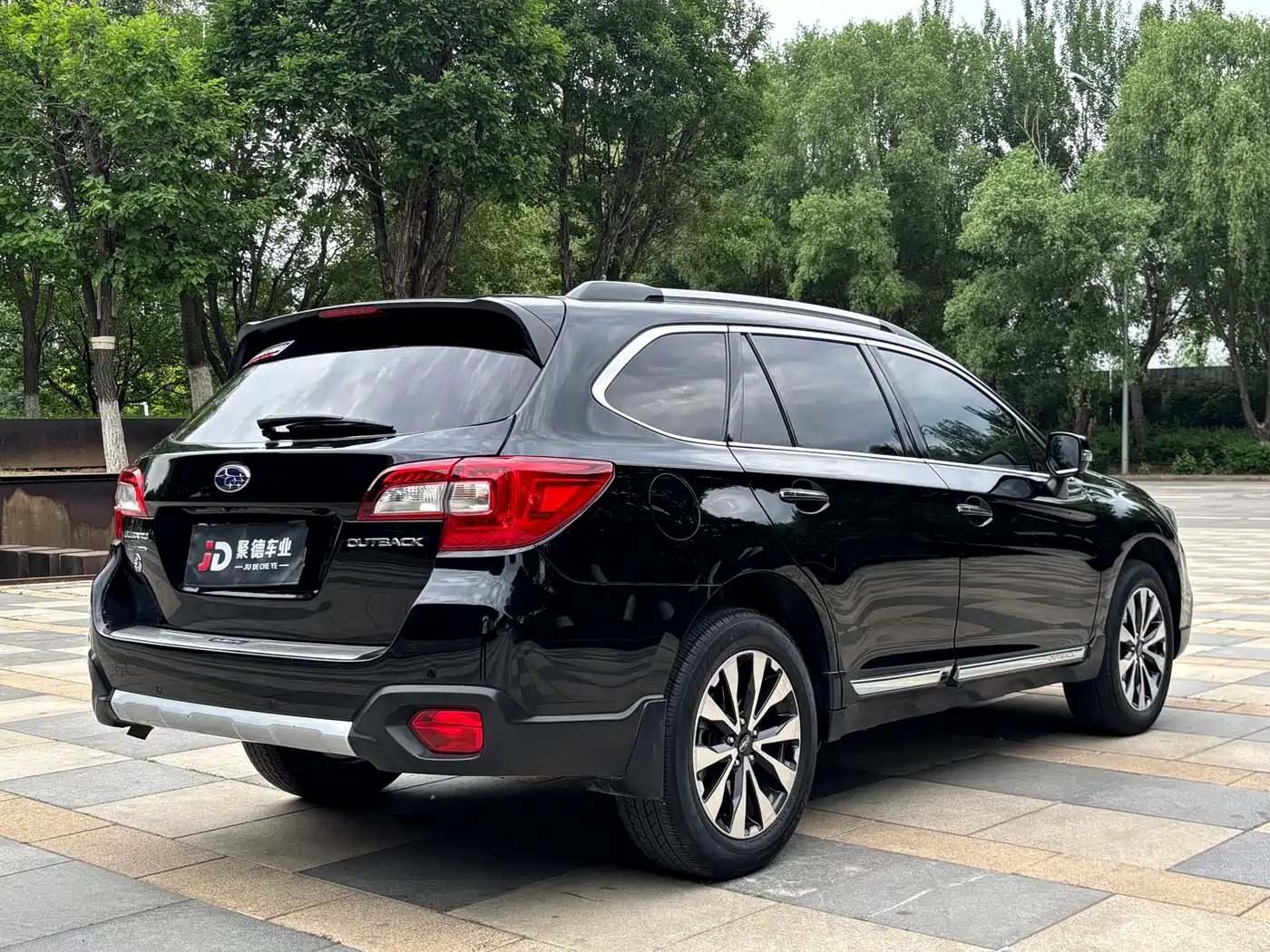 Subaru Outback 2015 2.5i Sport Navigation Edition фото 8