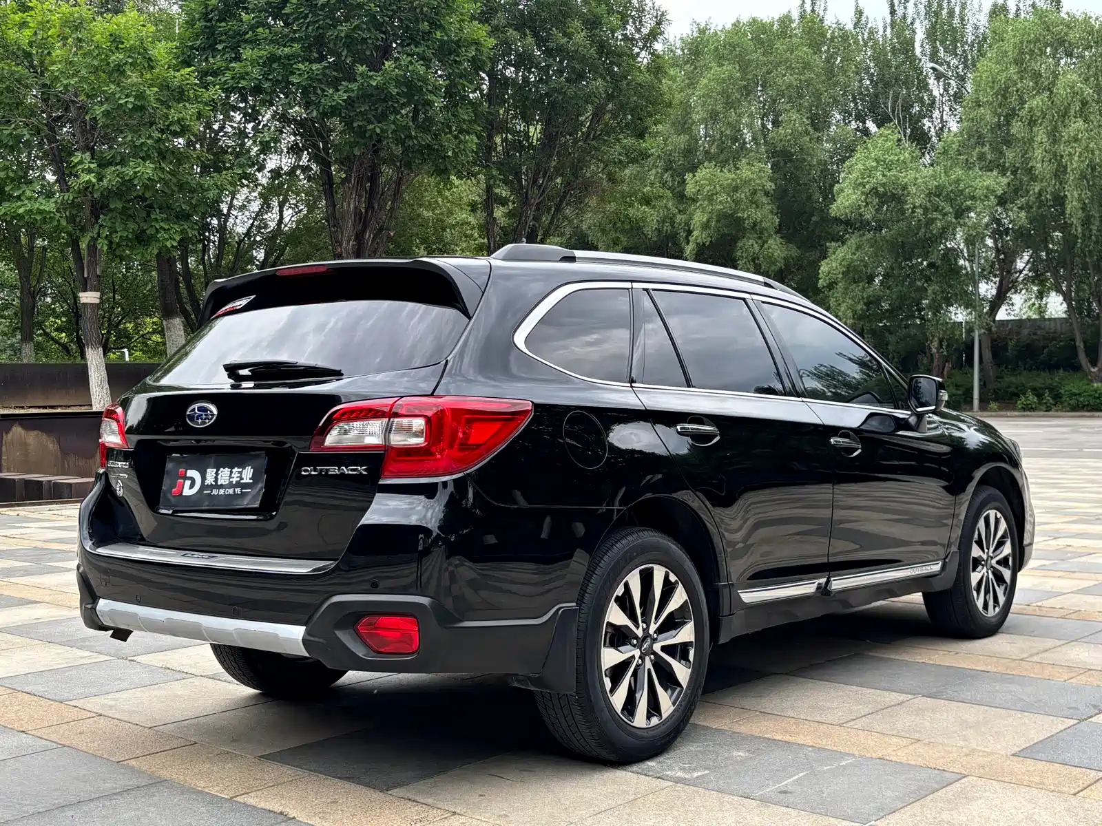 Фото 8 - Subaru Outback