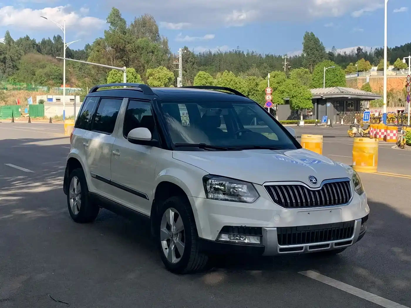 Škoda Yeti 2014 1.8TSI DSG Polar Edition фото 3
