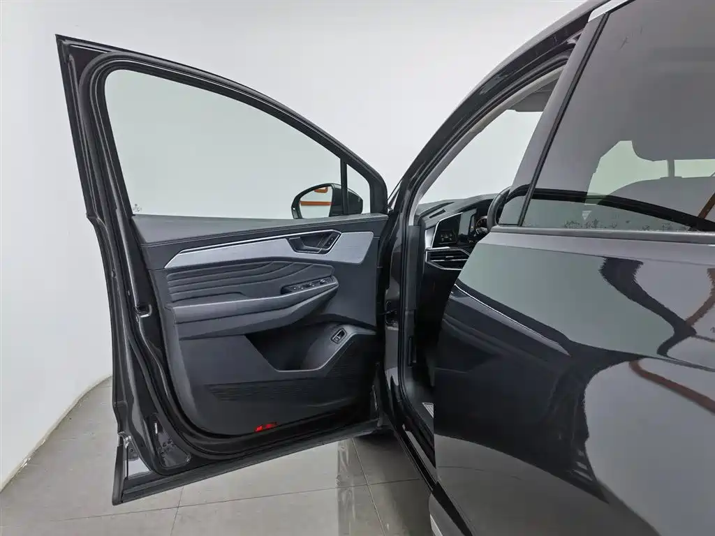 Volkswagen Talagon 2023 Facelift 380TSI 4WD Luxury Premium Pro Edition 7-Seater фото 8