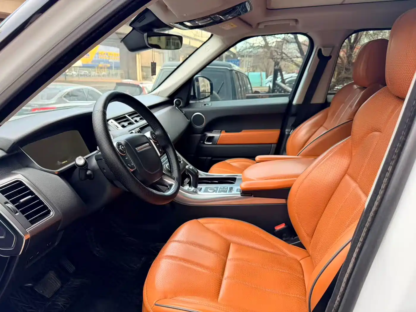 Land Rover Range Rover Sport 2017 3.0 SC V6 SE фото 7