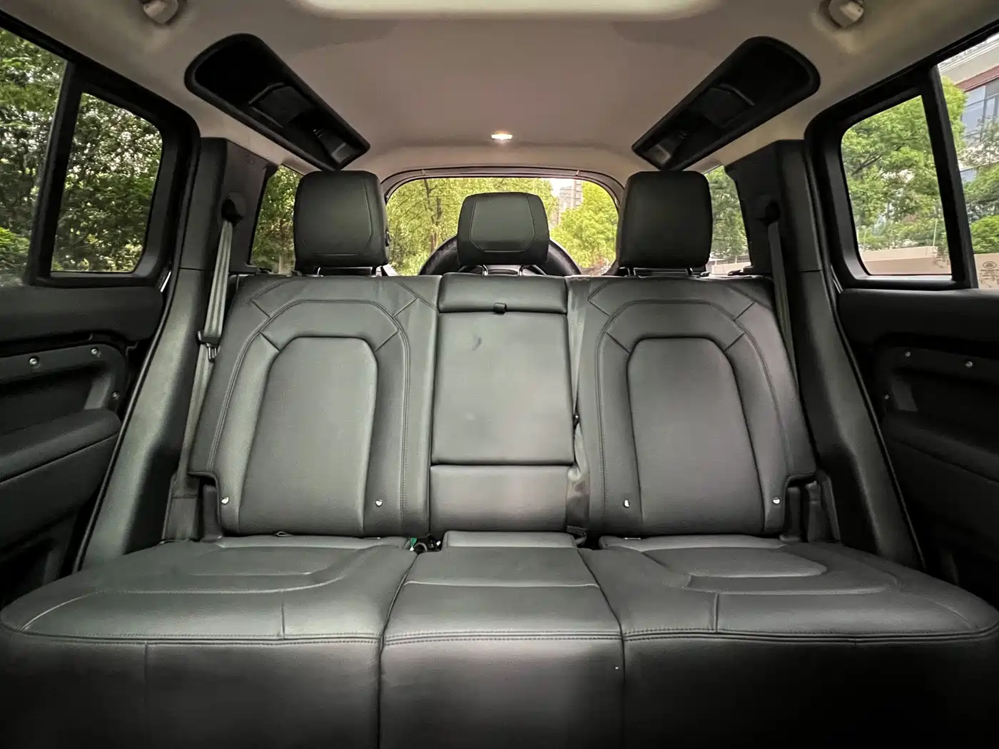 LAND ROVER GUARD