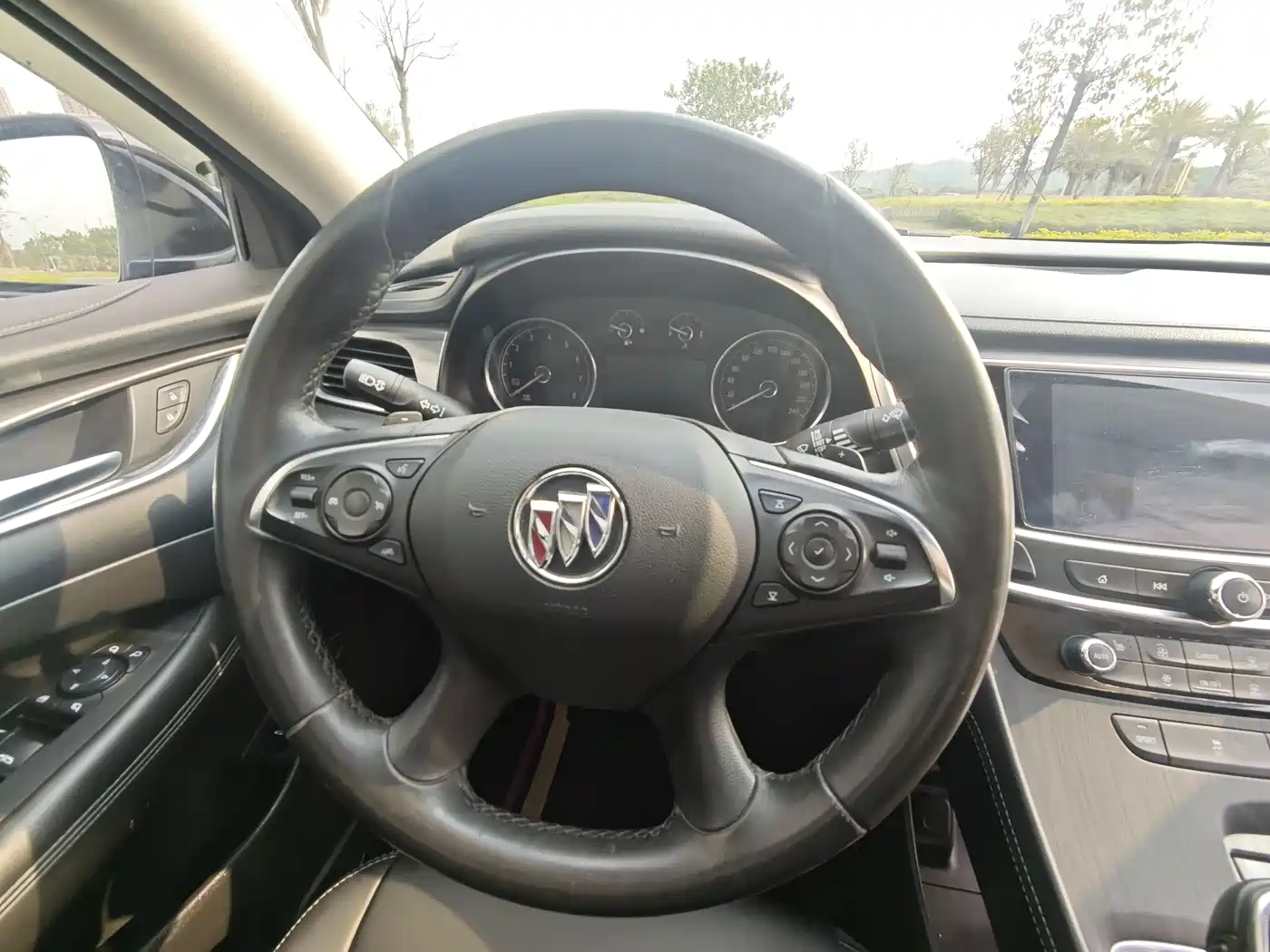 Buick LaCrosse 2021 652T Luxury Edition фото 25