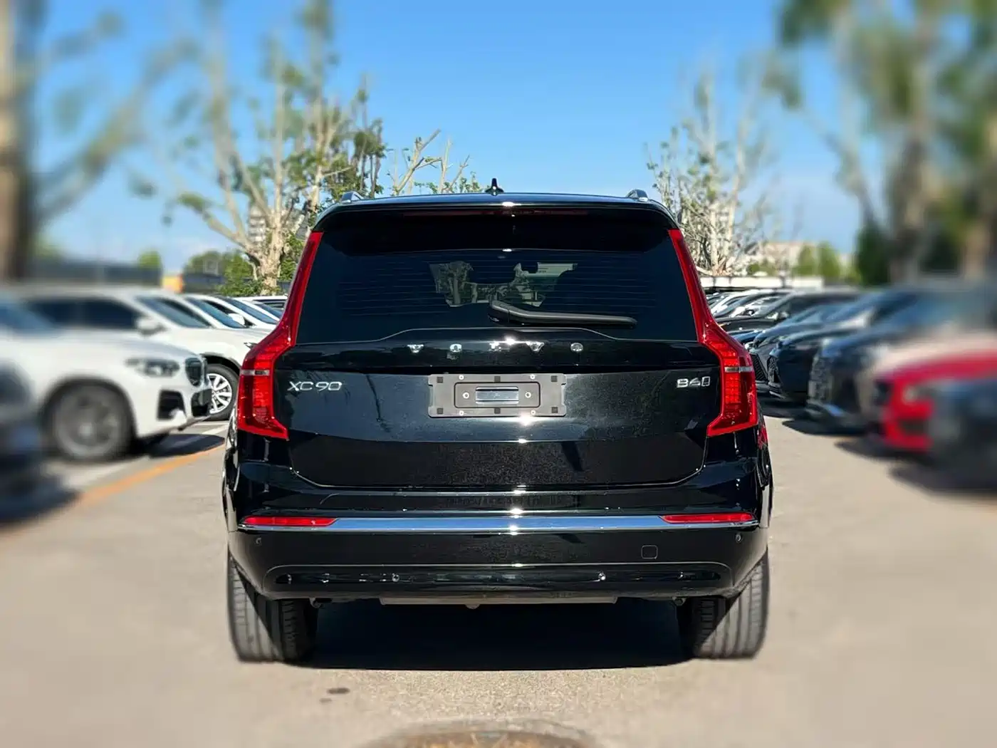 VOLVO XC90