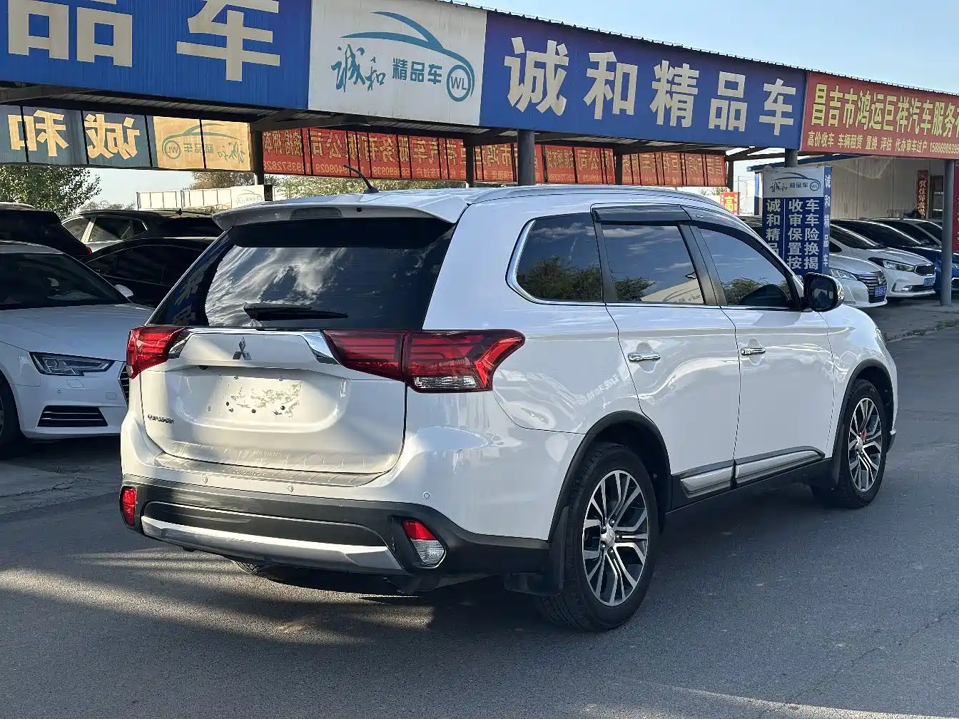 Mitsubishi Outlander (Import) 2016 2016 2.4L 4WD Elite 5-seater