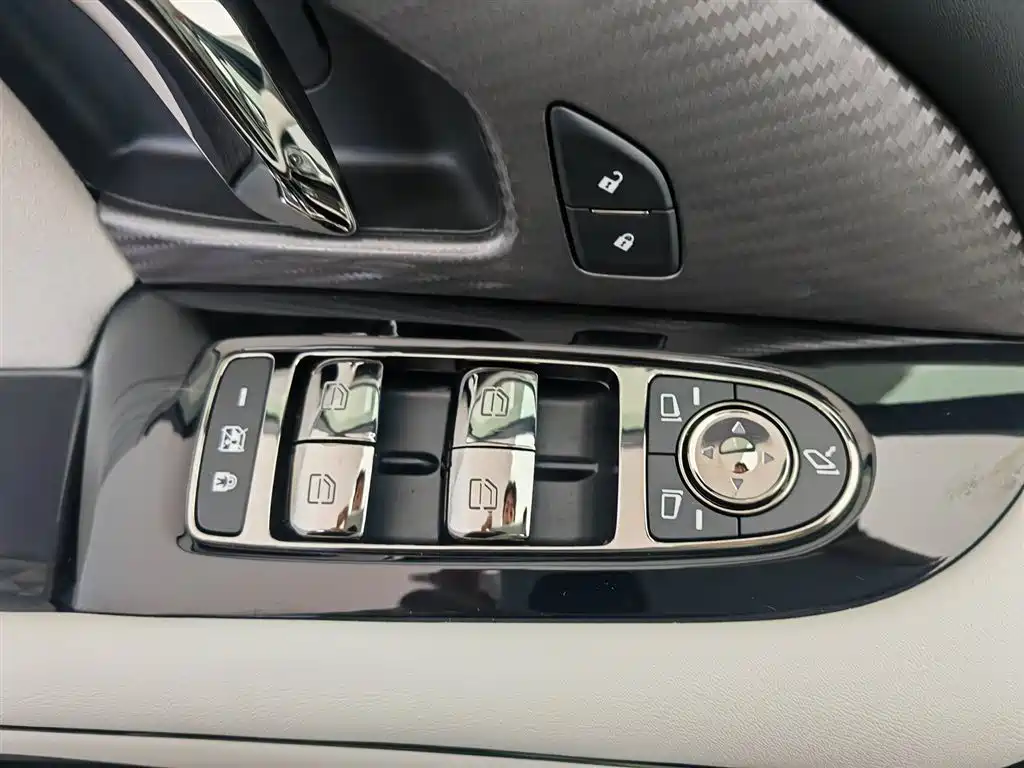 Voyah Auto VOYAH FREE 2025 318 318km RWD Touring Edition фото 9