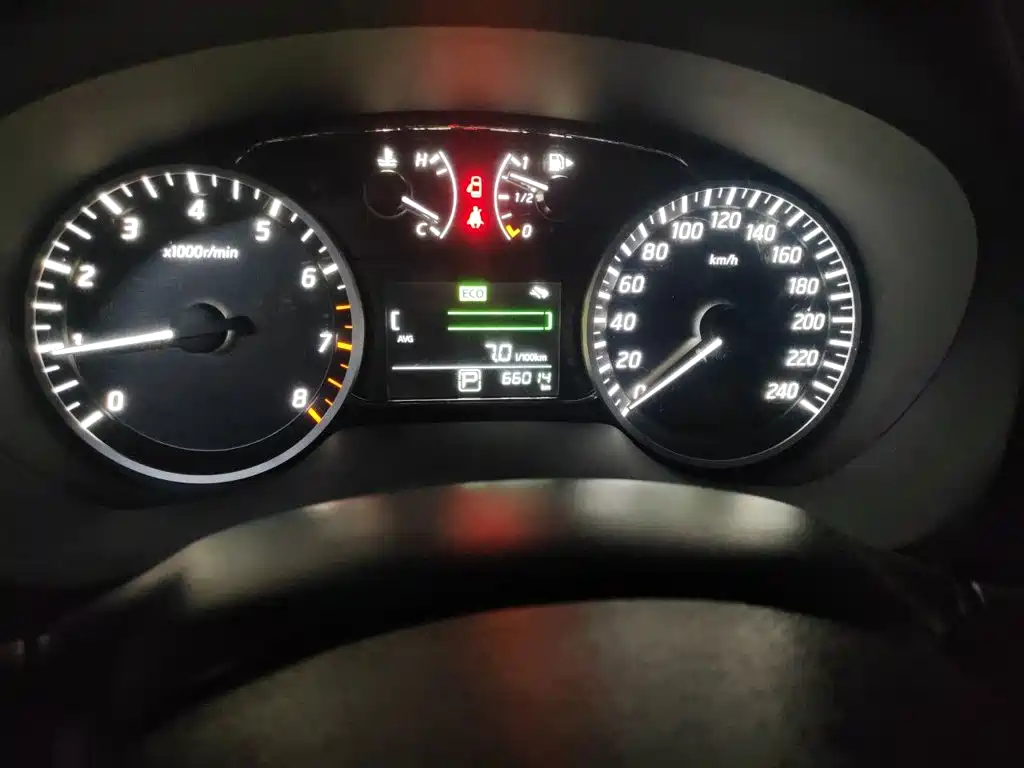 Фото 5 - Nissan Sylphy