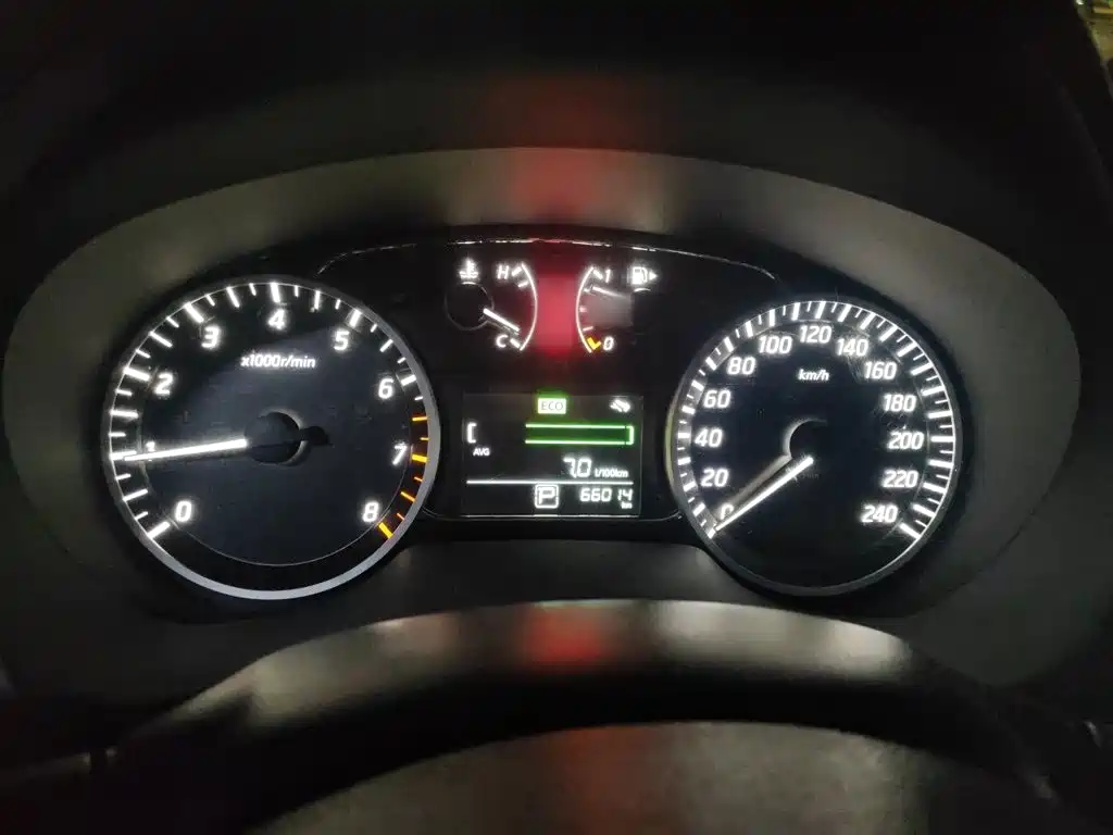 Фото 4 - Nissan Sylphy