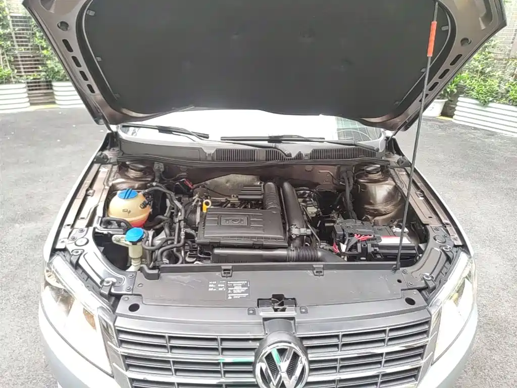 Volkswagen Lavida Tour 2013 1.4TSI Automatic Comfort фото 20