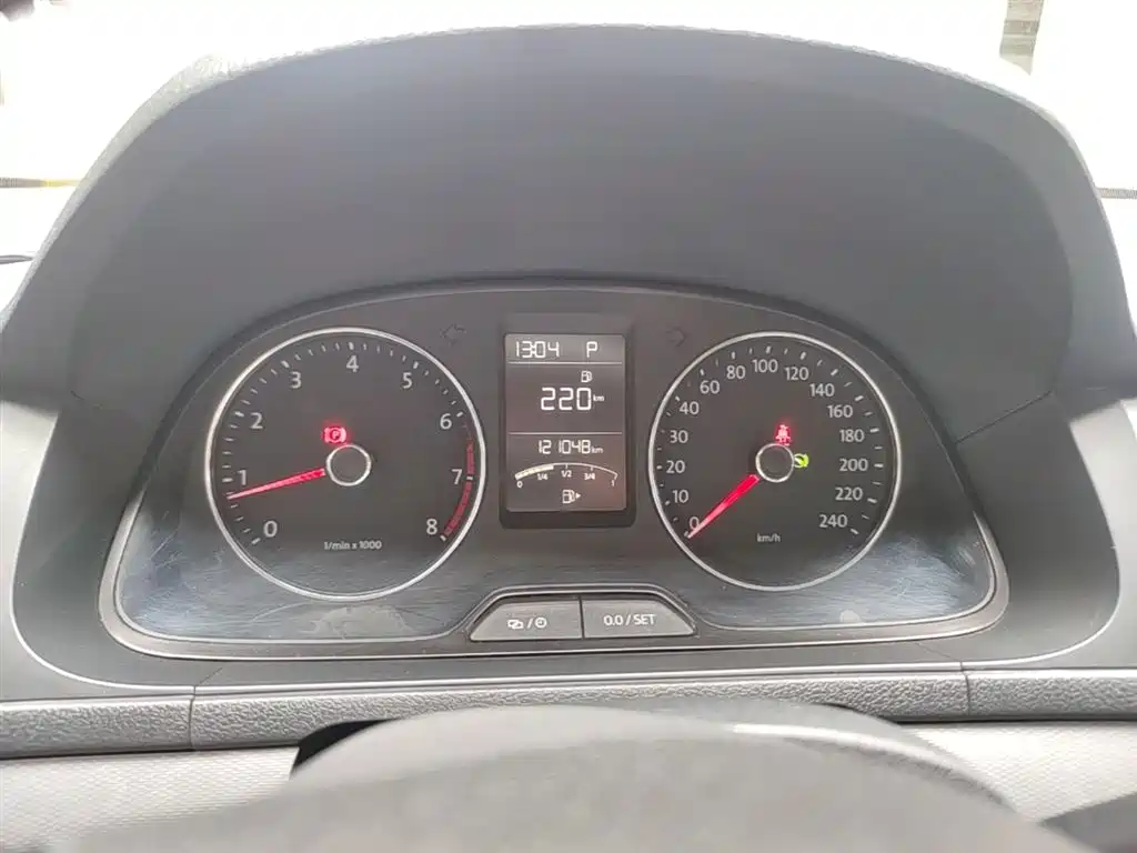 Volkswagen Lavida Tour 2013 1.4TSI Automatic Comfort фото 12