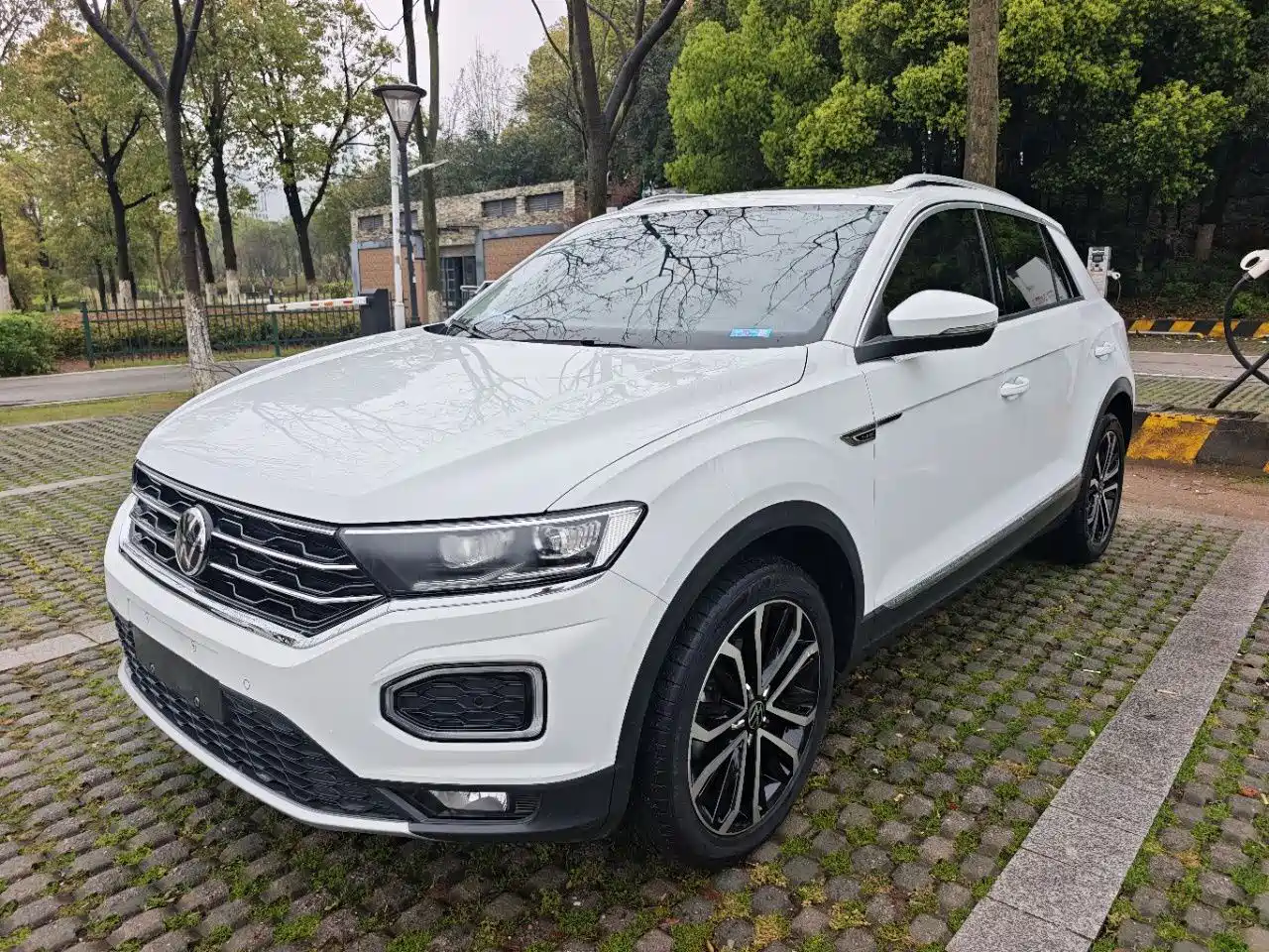 Volkswagen T-ROC 2022 280TSI DSG 2WD Comfort PLUS
