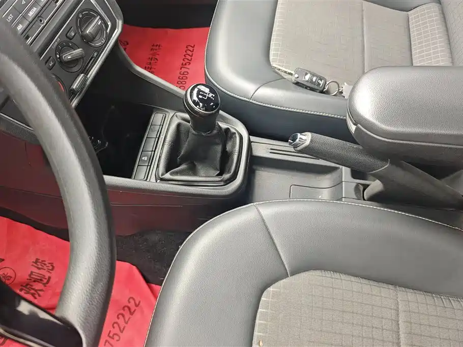 Volkswagen Santana 2019 1.5L Manual Comfort Edition China V фото 16