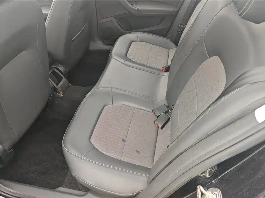 Volkswagen Santana 2019 1.5L Manual Comfort Edition China V фото 11