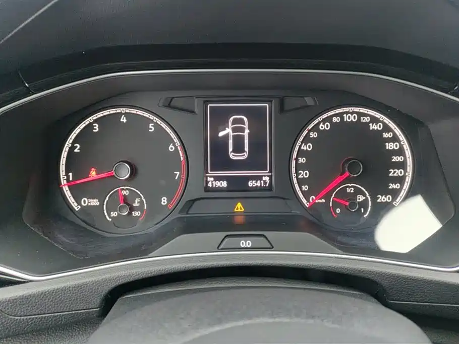 Volkswagen T-ROC 2018 280TSI DSG 2WD Comfort (China V) фото 14