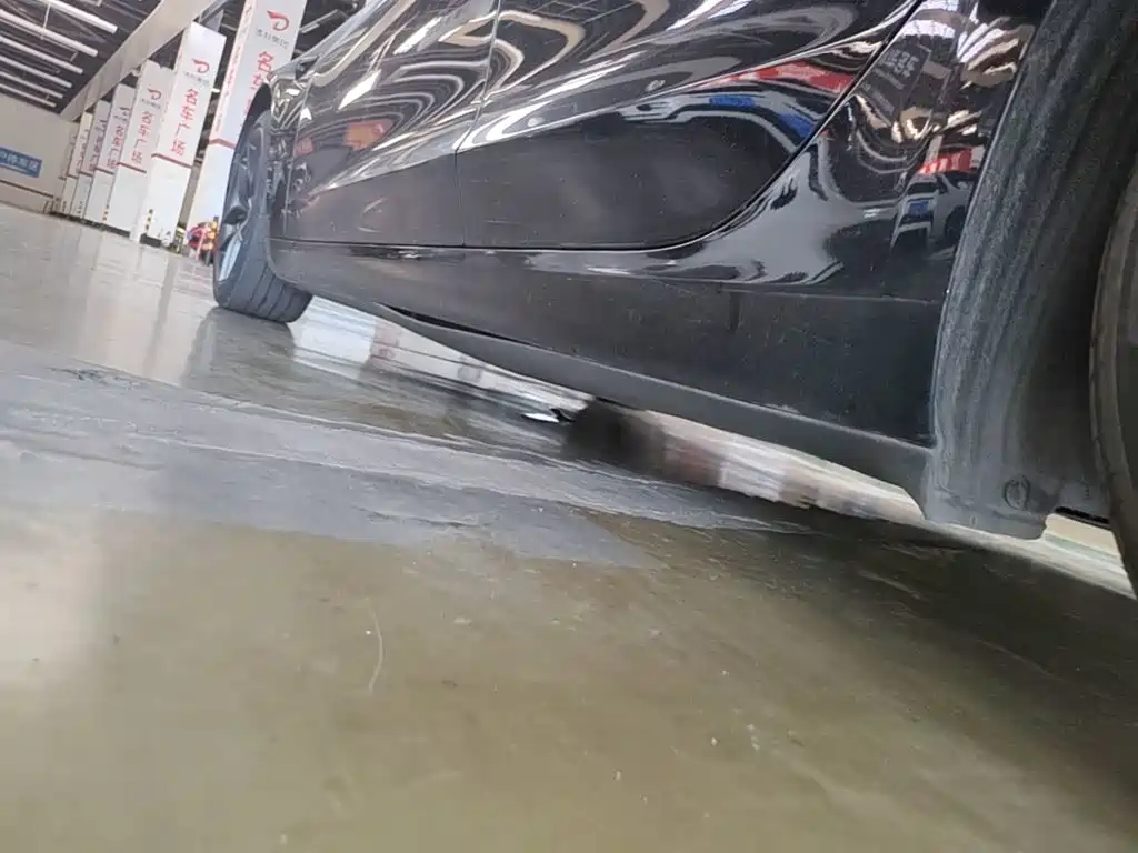 Фото 22 - Tesla Model 3