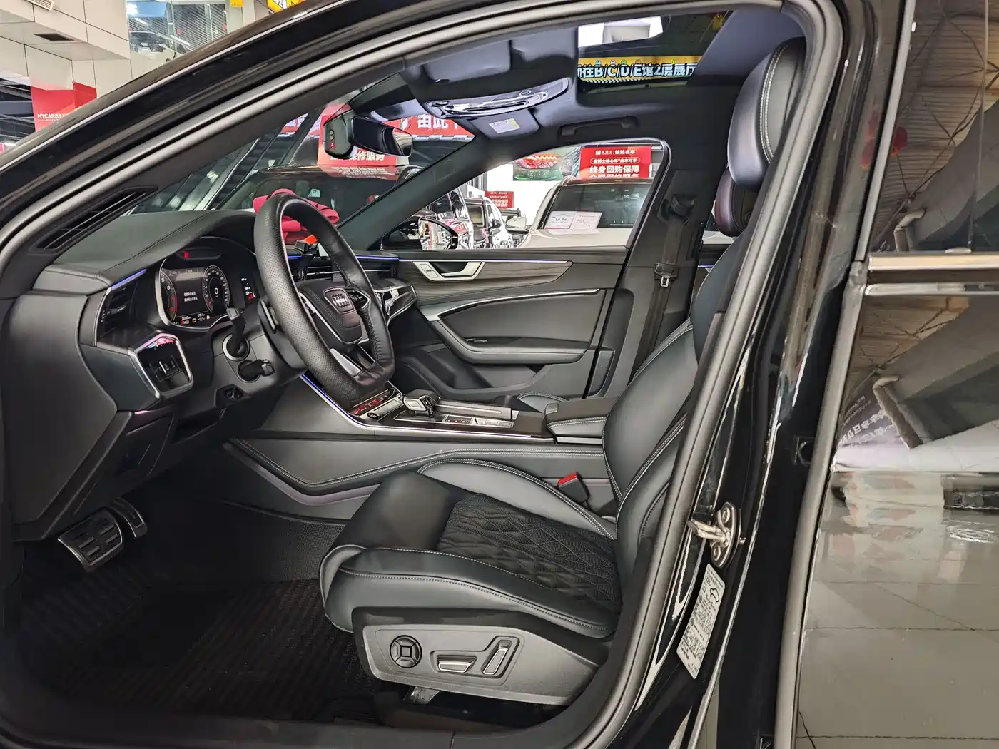 Photo 6 - Audi A6L