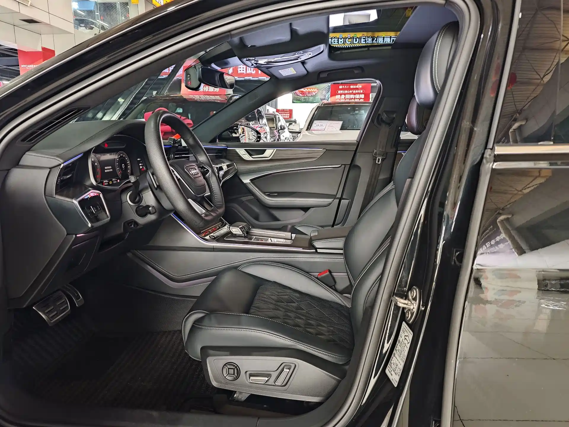 Фото 6 - Audi A6L