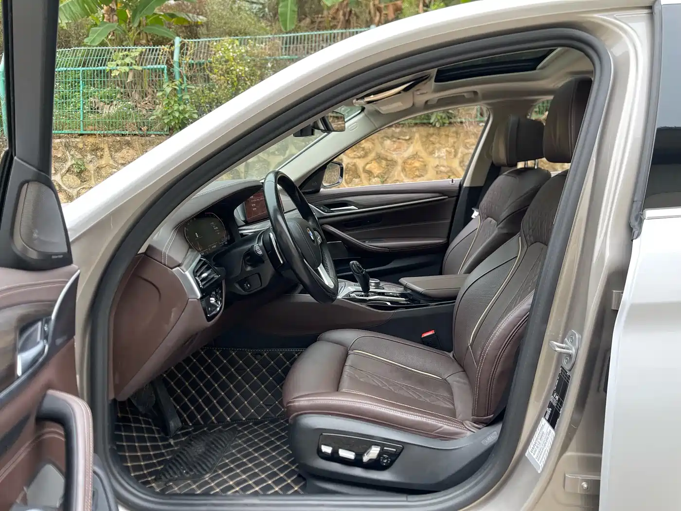BMW 5 Series 2020 530Li Premium Luxury Package фото 4