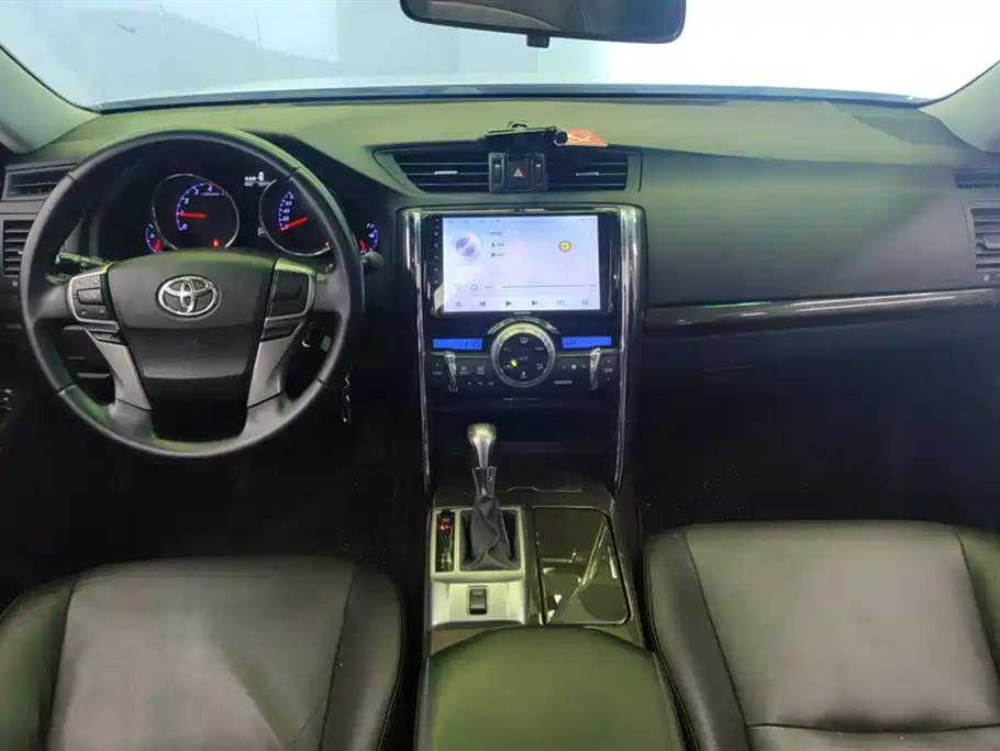 Toyota Reiz 2013 2.5V Elite Edition фото 12