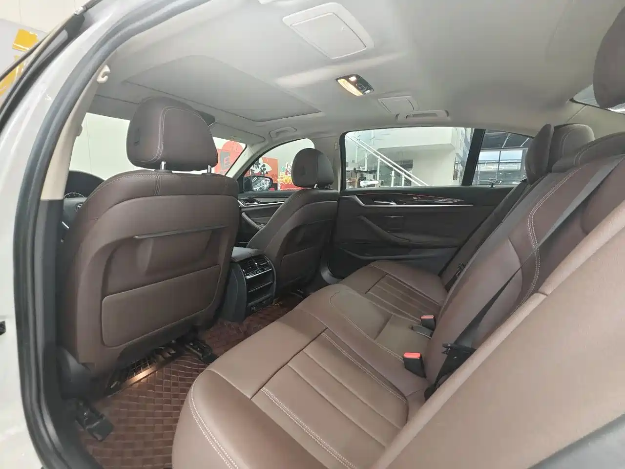 BMW 5 Series 2019 525Li Luxury Package фото 10