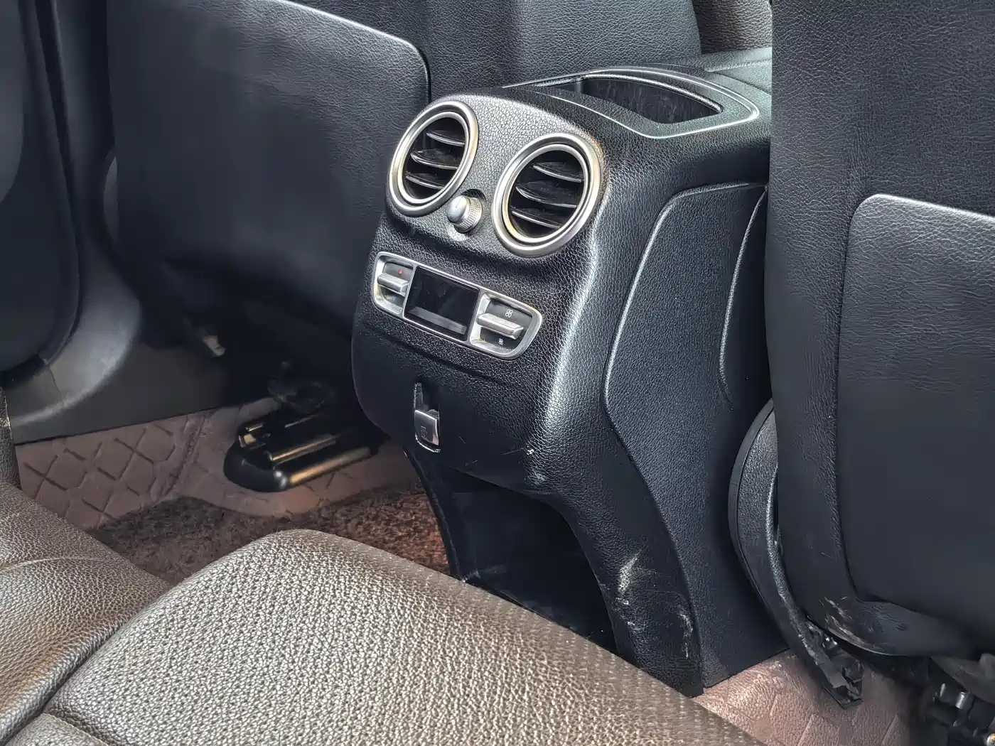 Mercedes-Benz GLC 2020 GLC 300 L 4MATIC Dynamic фото 16