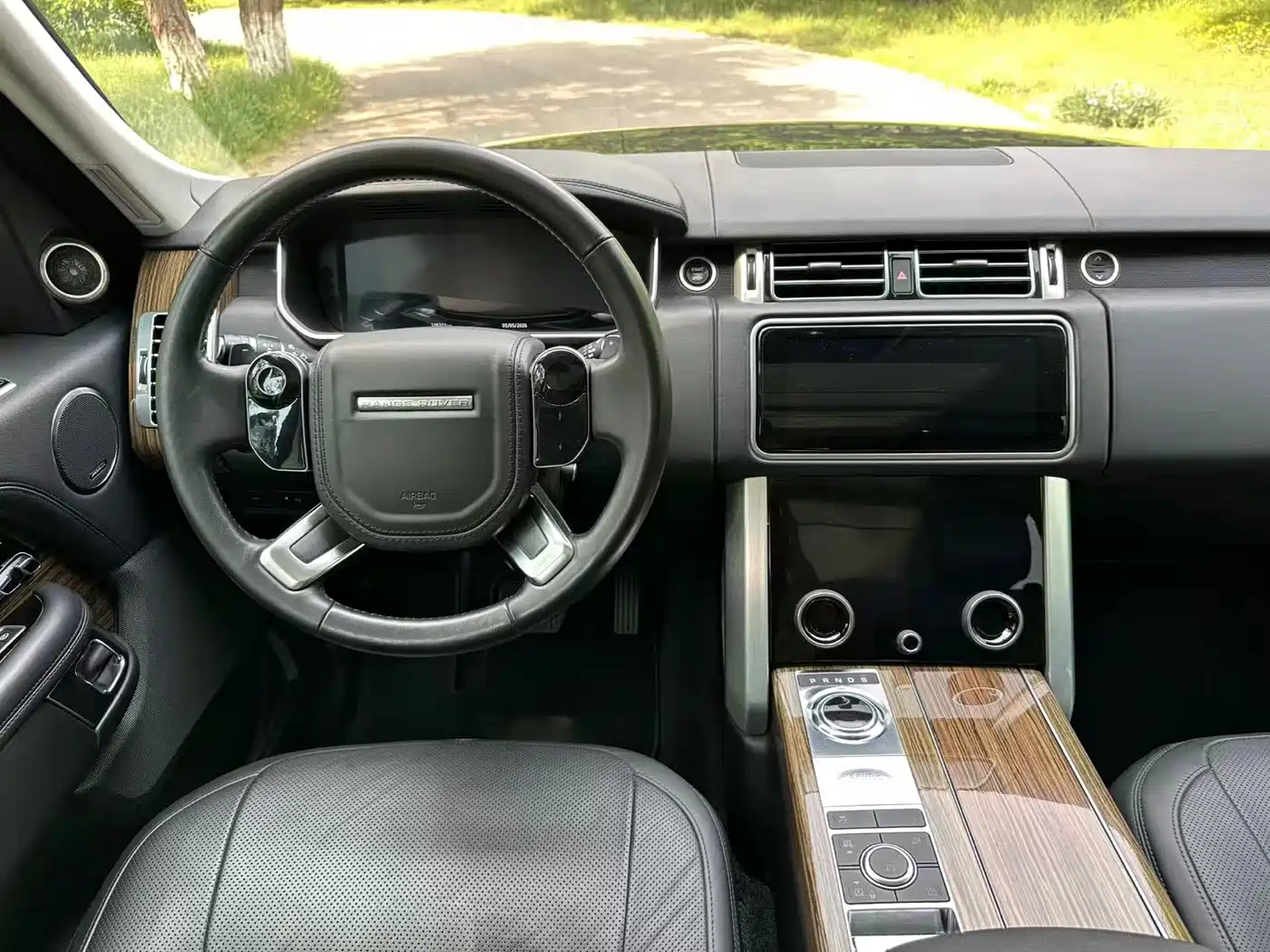 Land Rover Range Rover 2019 3.0 SC V6 Heritage Extended Edition фото 9