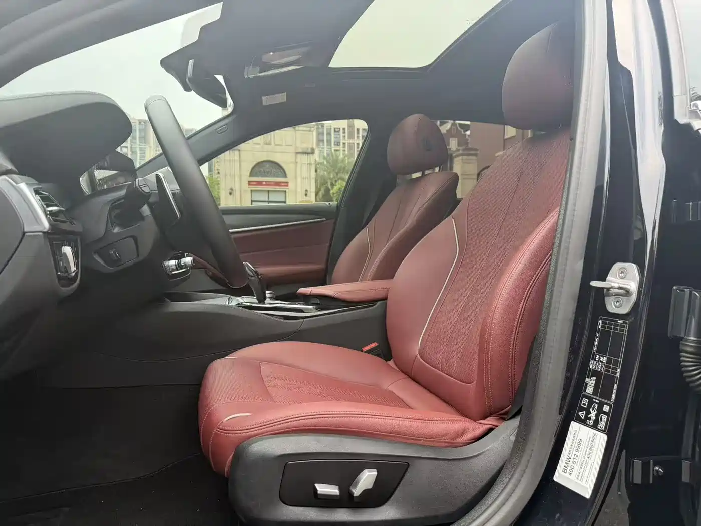 BMW 5 Series 2021 530Li xDrive M Sport Package фото 8