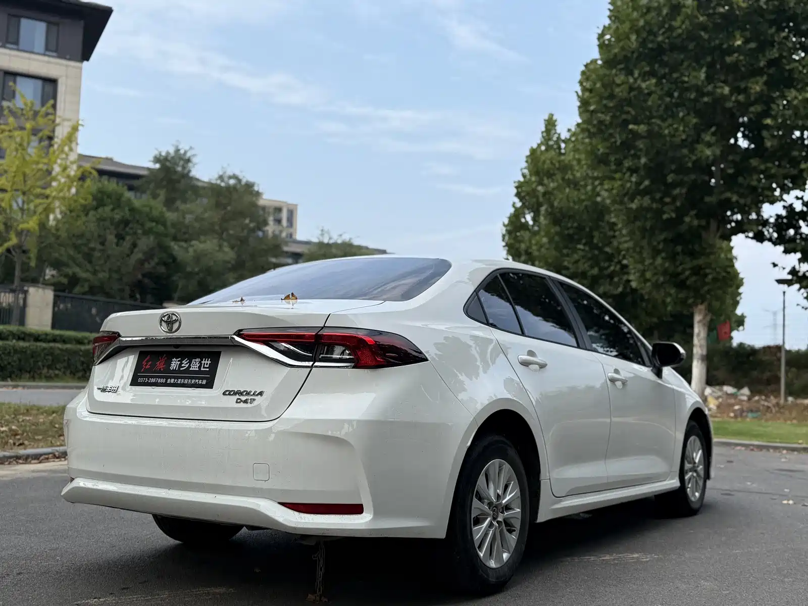 Фото 9 - Toyota Corolla