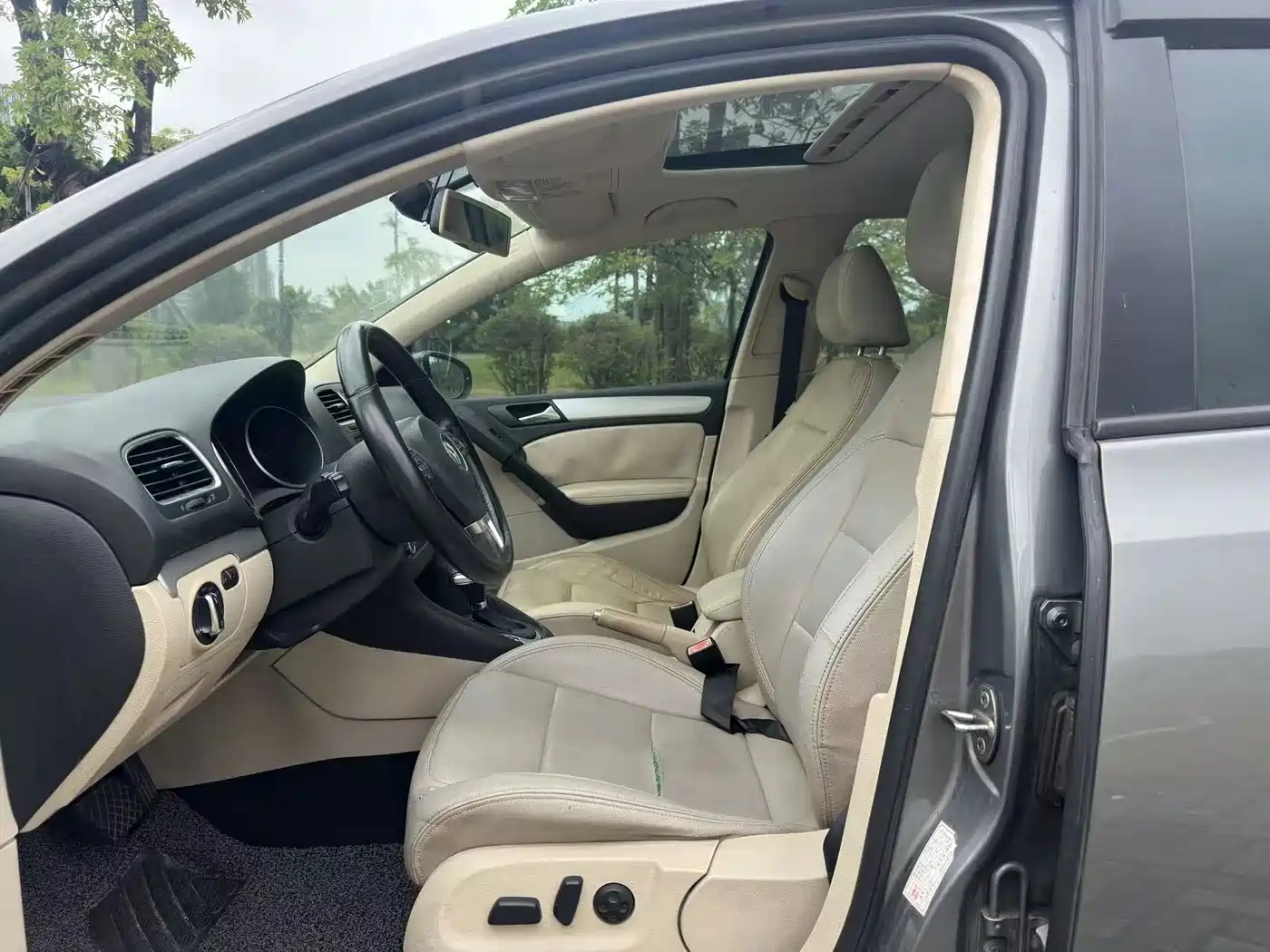 Volkswagen Golf 2011 2011 1.4TSI Auto Luxury