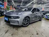 Фото 1 - Lynk & Co 03