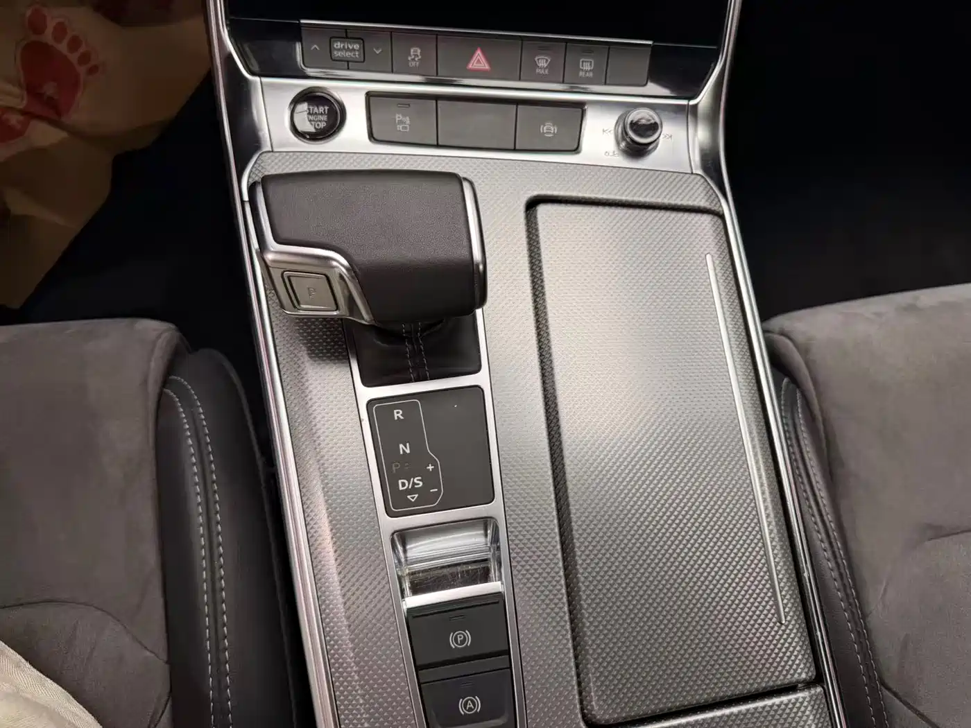 Audi A6L 2021 45 TFSI Exclusive Sport фото 14