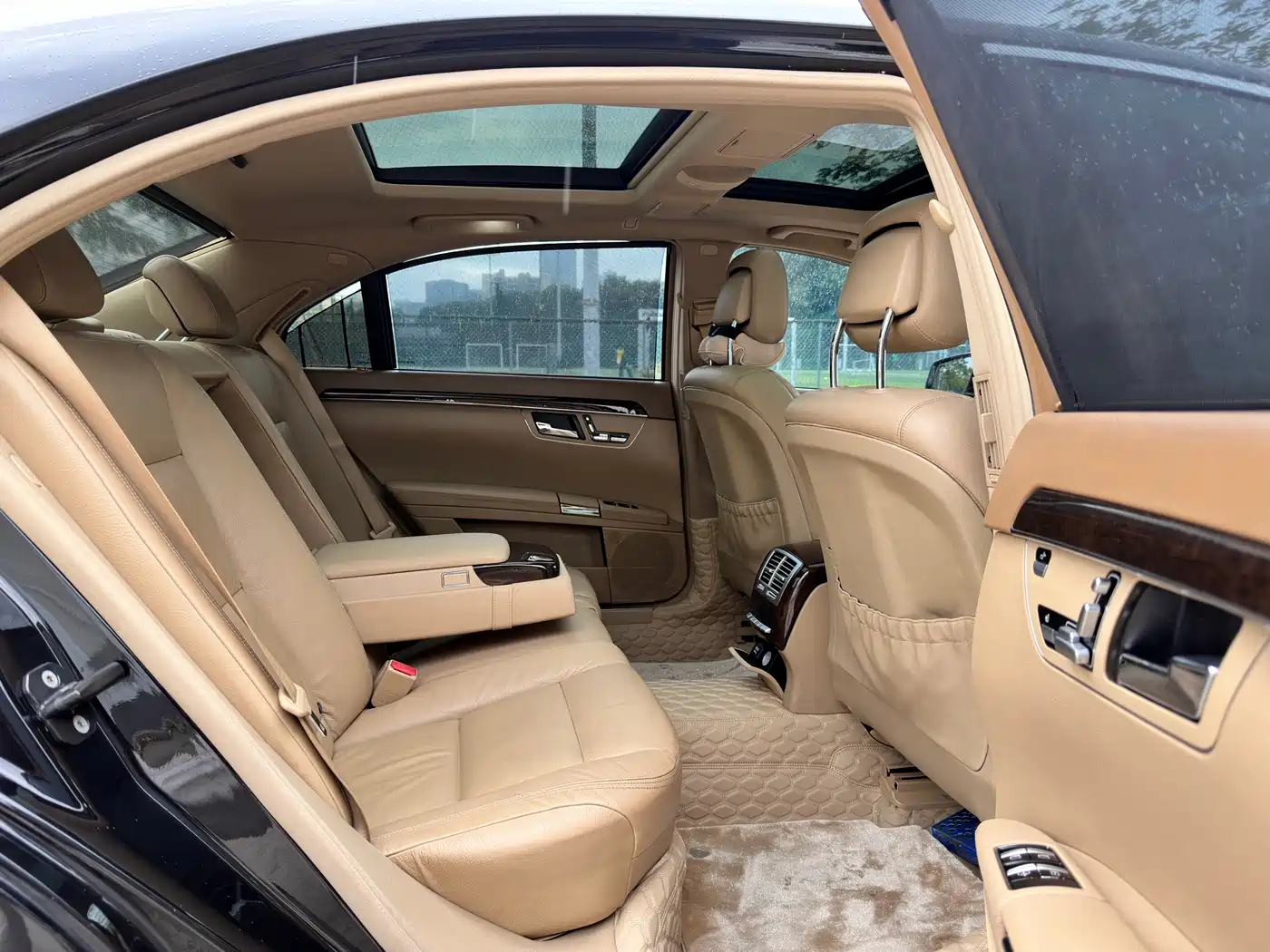 Mercedes-Benz S-Class 2010 S 300 L Business фото 10