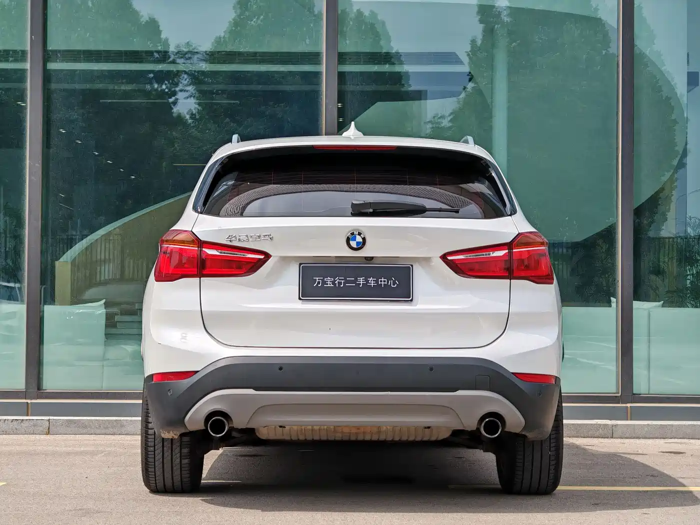 BMW X1 2018 sDrive20Li Leading Model фото 5