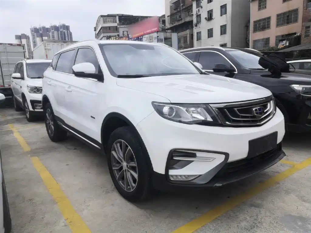 Фото 4 - Geely Boyue
