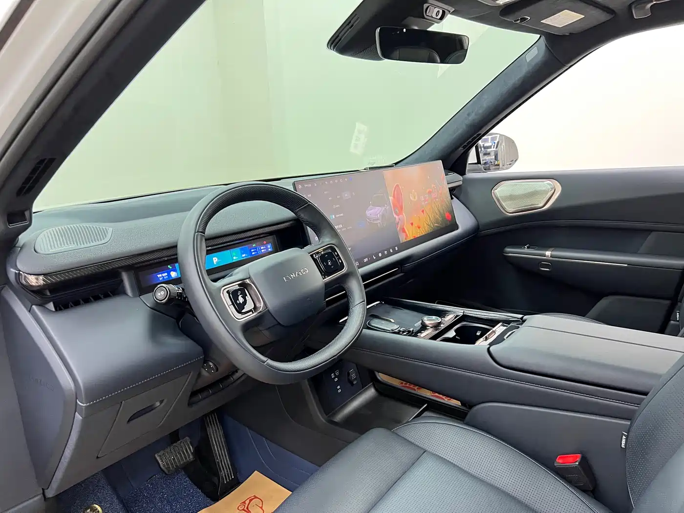 Lynk & Co 900 2025 1.5T Ultra фото 15
