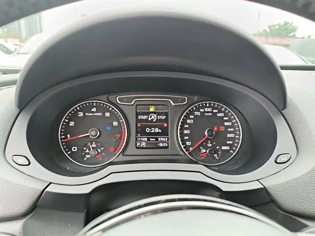 Audi Q3 2015 35 TFSI quattro Technology фото 12