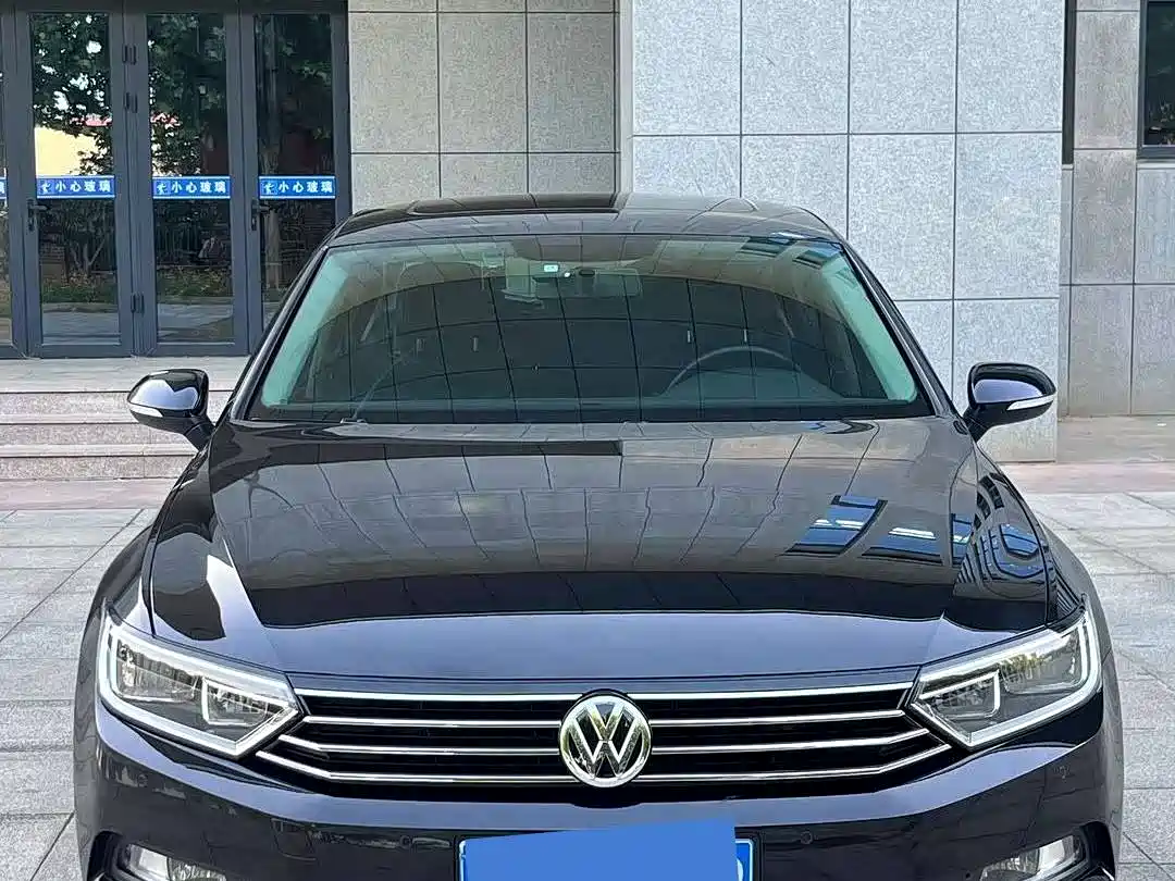 Volkswagen Magotan 2017 330TSI DSG Leading фото 4